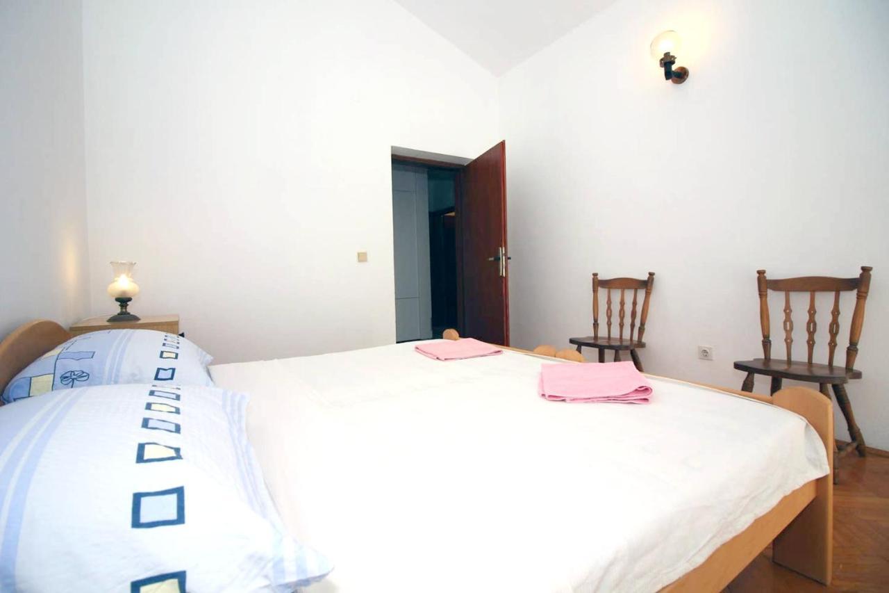 Charming Apartment In Tisno With 2 Bedrooms And Air Conditioning Exterior foto